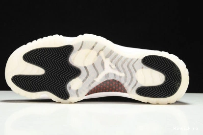 Low Jordan 11 Retro 1207